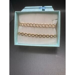 NWOT Fashion Gold Bracelet Set